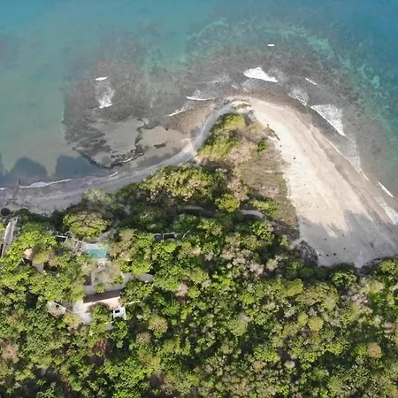Hermosa Casa De Playa En El Caribe Colombiano *